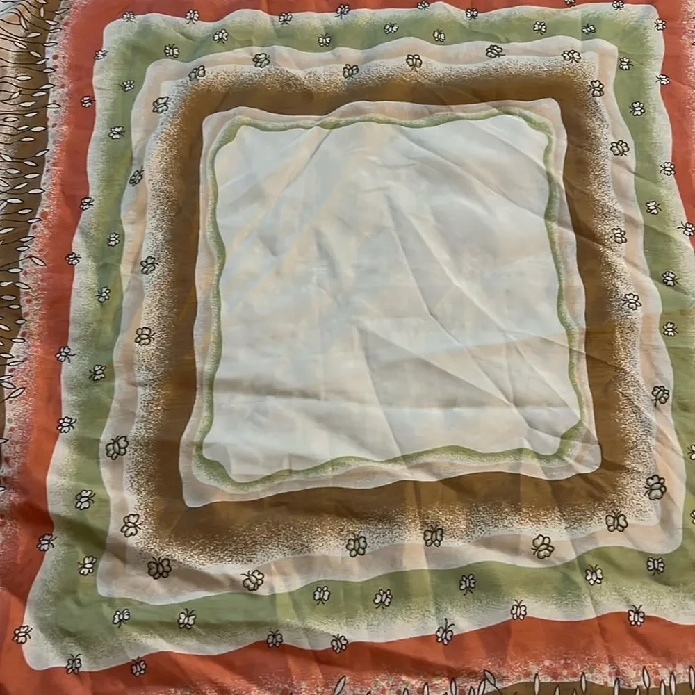 Vintage square scarf aprox 27 inches